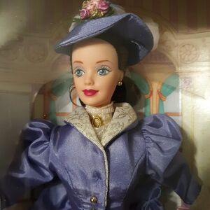 VINTAGE 1997 Mattel Barbie Mrs. P.F.E. Albee Avon doll (IN BOX)